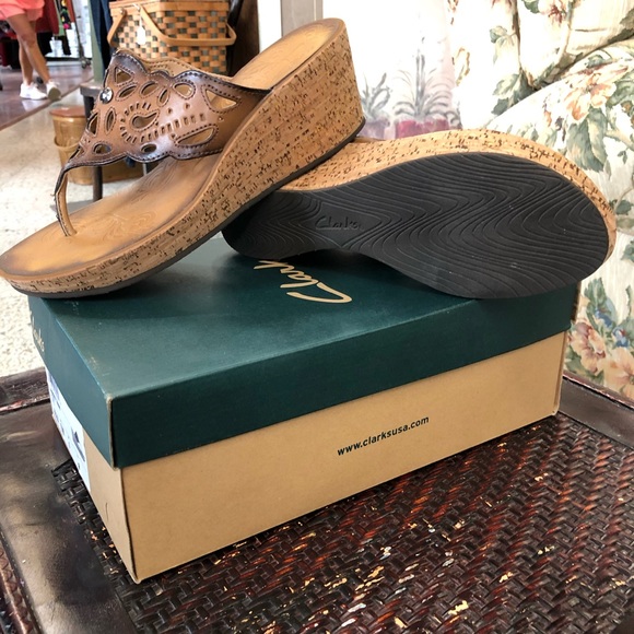 Shoes - Picture 4 of 5